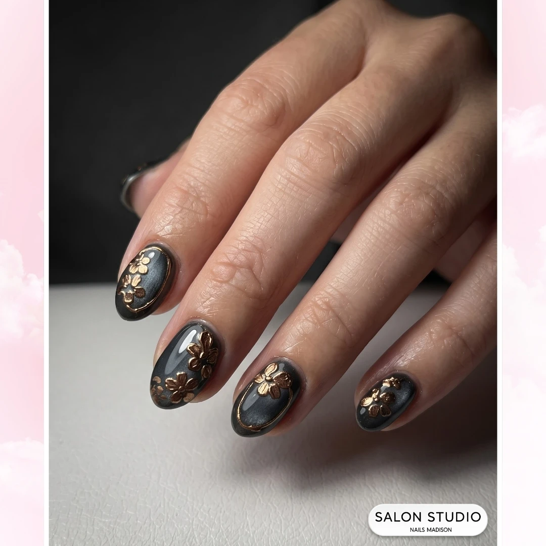 Natural nails art